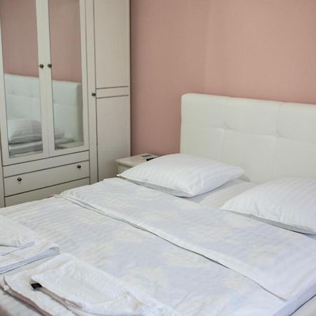 C Central Apartament Drobeta Turnu Severin Exterior photo
